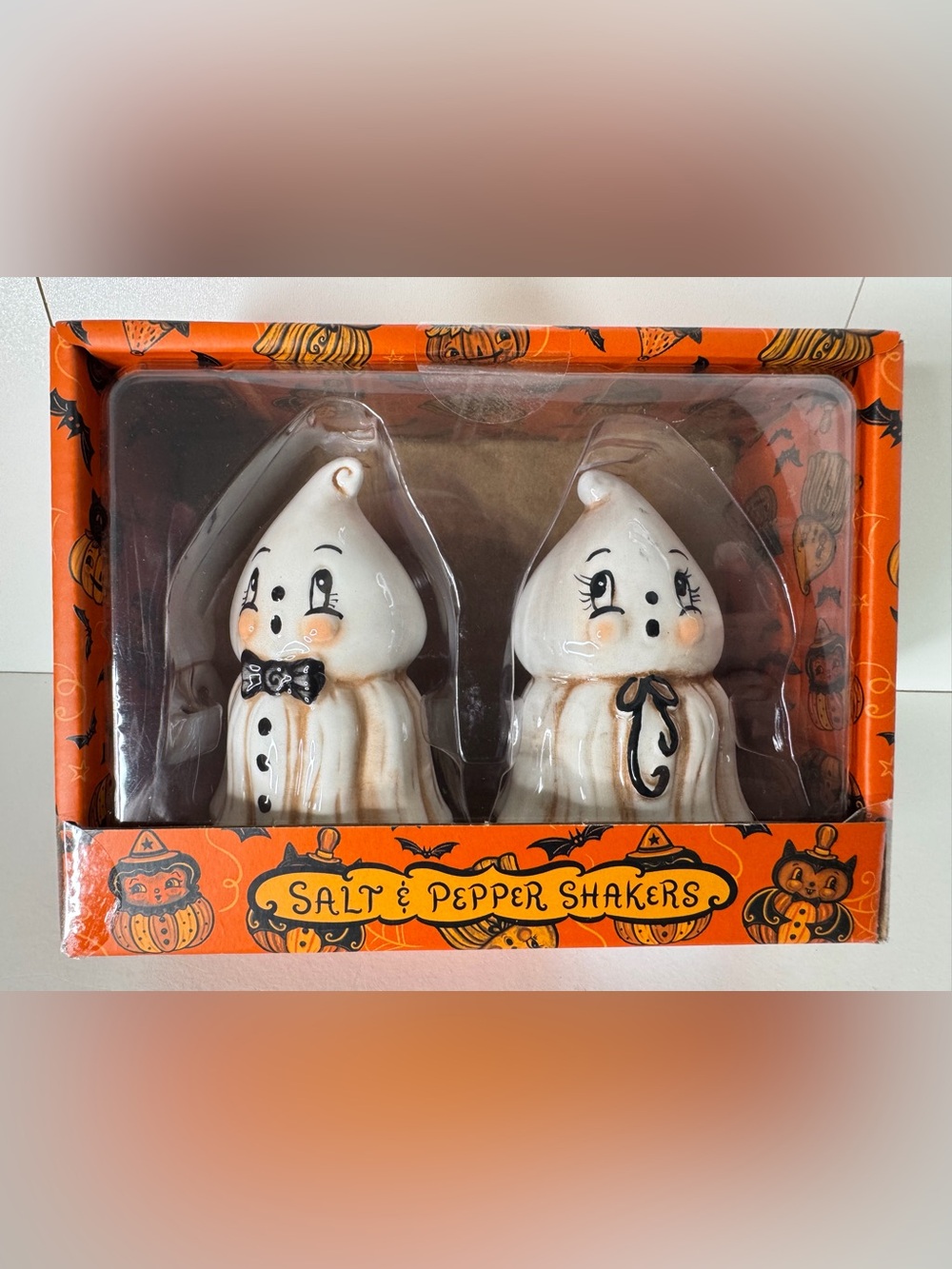 Johanna Parker Whimsical Ghost Salt & Pepper Shakers - White Ceramic NIB
